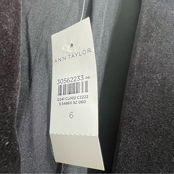 Ann Taylor NWT Black Velvet Classic Minimalist Blazer - Picture 6 of 9
